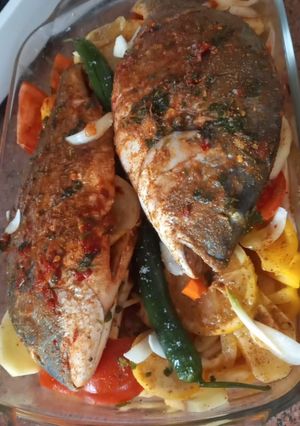 صورة لوصفة صينية سمك دينيس مشوي 🐠🐟🥔🍅