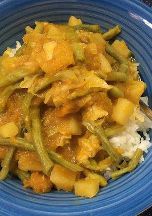 A picture of Rice and vegetable stir-fry.