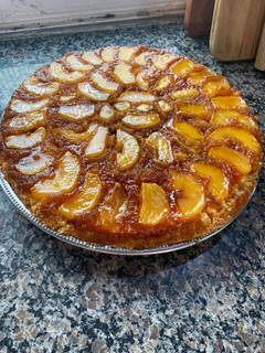 Una foto de Torta invertida de manzana