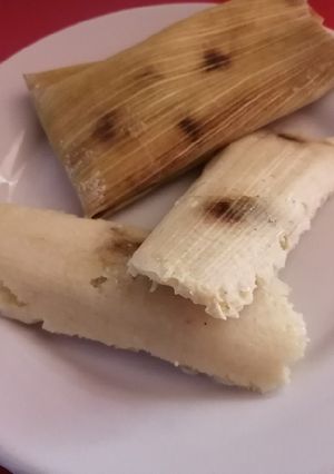 Una foto de Tamalitos de elote y pasas