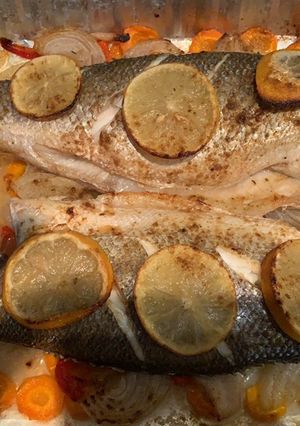 Una foto de Pescado al horno al limón