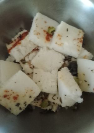 ઢોકળાં (Dhokla Recipe In Gujarati) રેસીપી મુખ્ય ફોટો