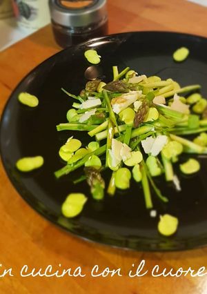 Foto di Insalata di asparagi fave e pecorino ♡
