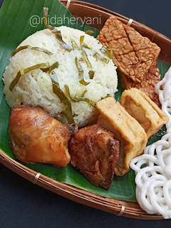 Foto resep Nasi Daun Jeruk