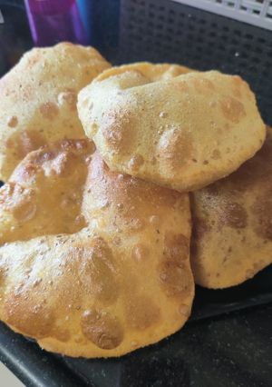A picture of Kuttu alu puri.
