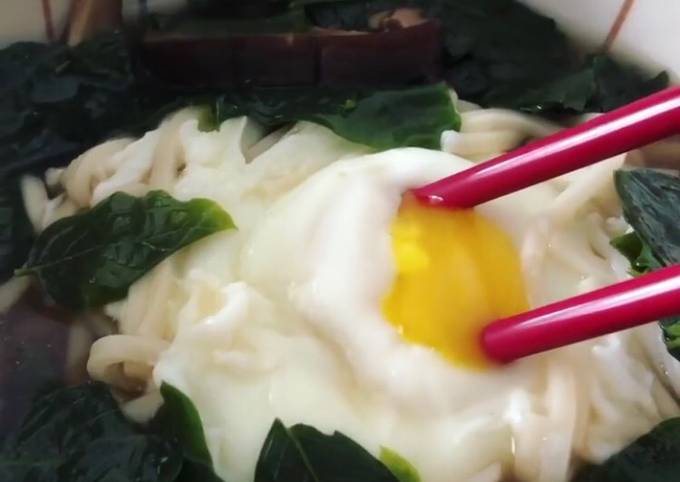 How to Make Award-winning Pan Mee Soup