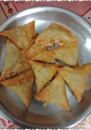 A picture of Keema Bharey Samosay.