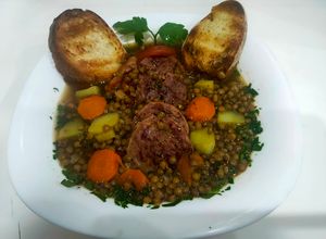 Foto di Cotechino con lenticchie e verdure light