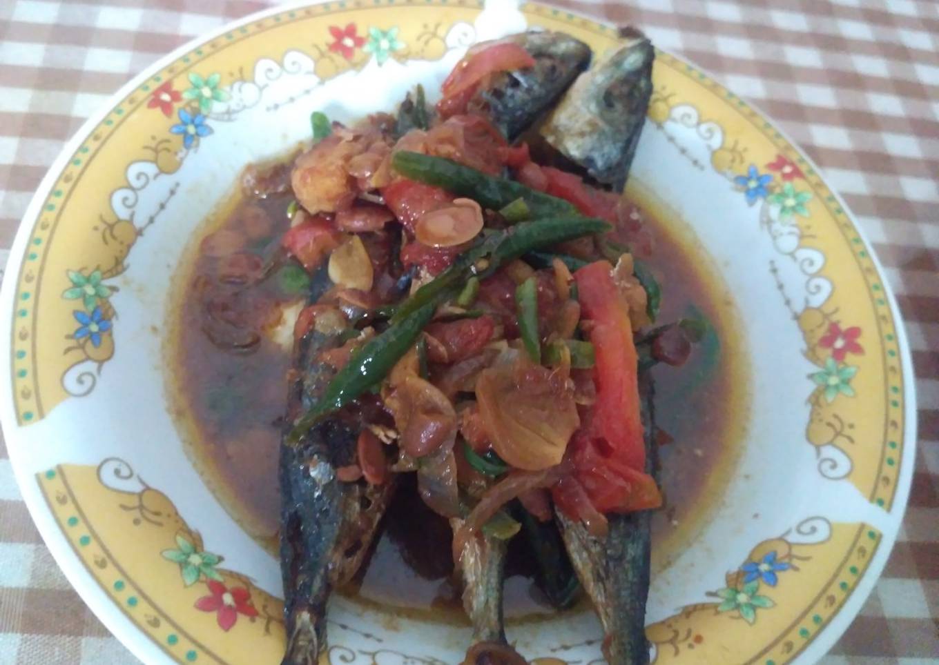 Ikan tauko dalam ruangan