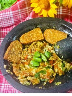 Foto resep Tempe penyet sambel bawang