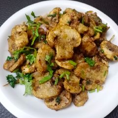 A picture of Mushroom Salt And Pepper (Restaurant style).