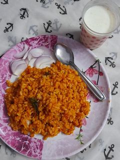 स्पाइसी मसाला खिचड़ी(spicy masala khichdi recipe in hindi) रेसिपी मुख्य फोटो