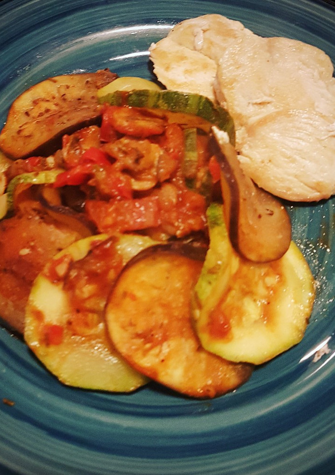 Una foto de Ratatouille en sartén