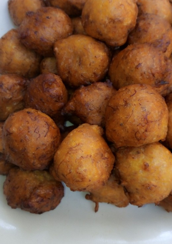 A picture of Plantain puff puff.