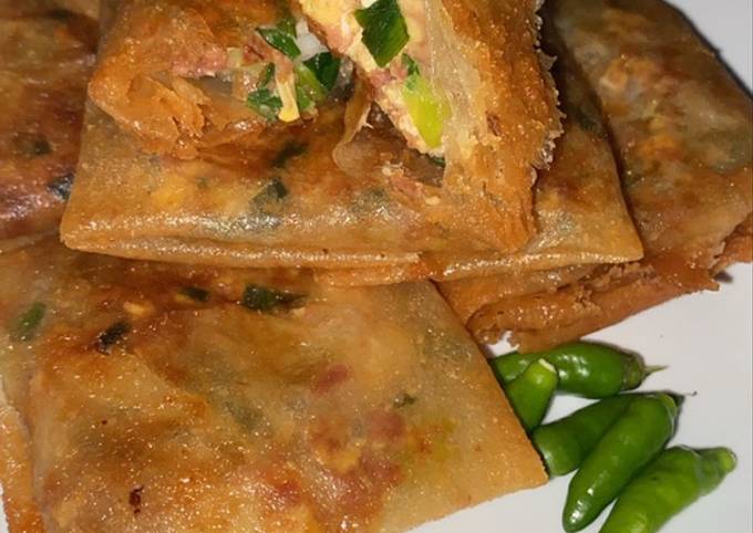 Langkah Mudah untuk Menyiapkan Martabak telur kornet Anti Gagal