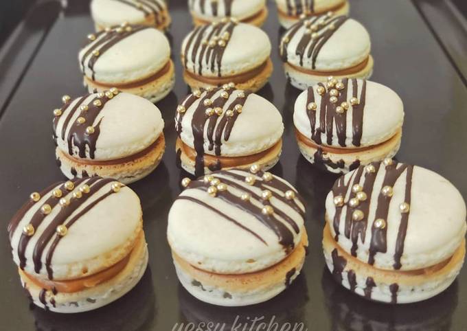 Resep Lotus Biscoff Macaron (french methods) oleh Yessy Kanta - Cookpad