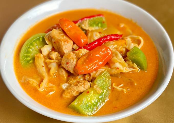 Tongseng ayam (santan)