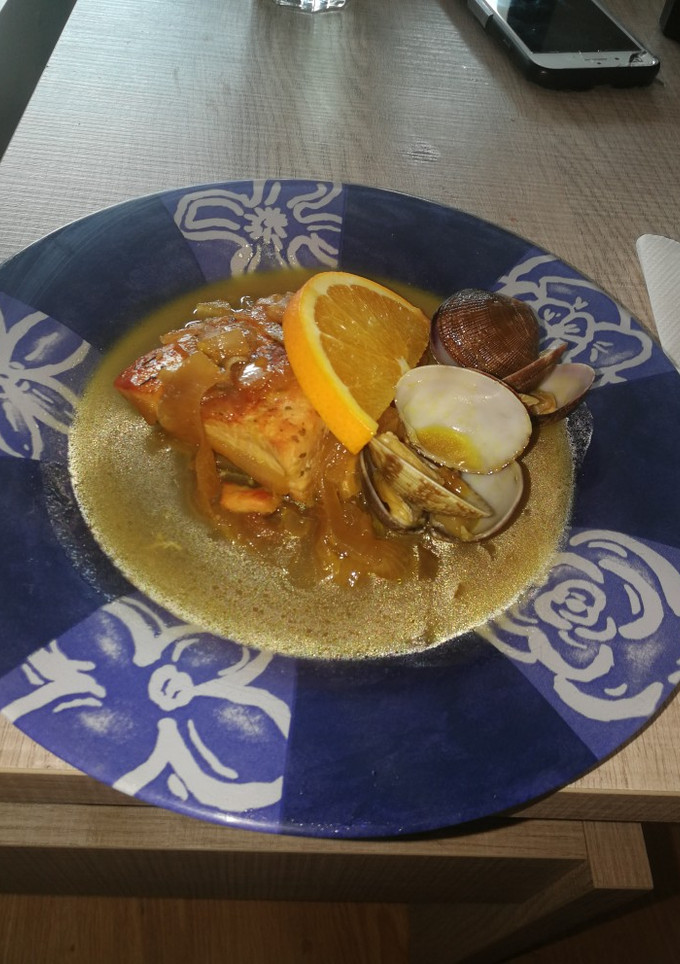 Una foto de Salmón a la naranja