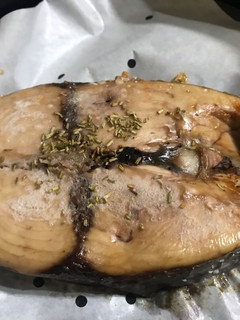 迷迭黑鮪魚(氣炸鍋) 的食譜成品照片