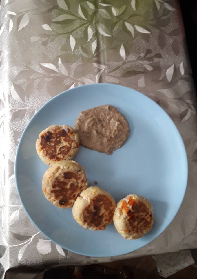Сирники з соусом з халви