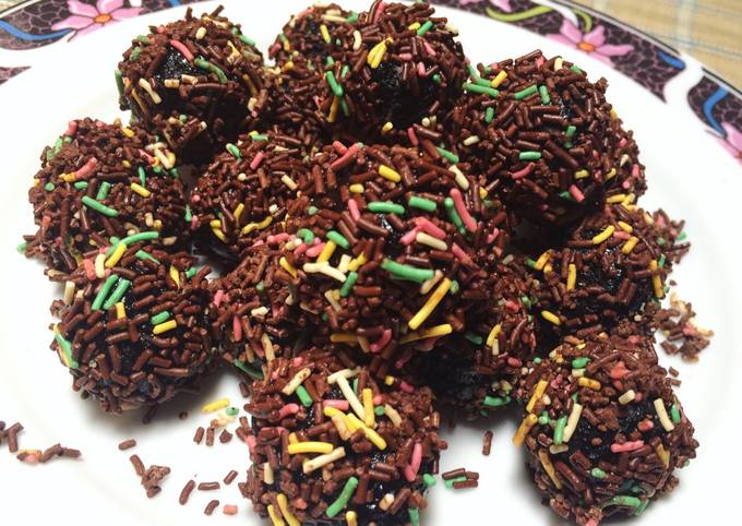 5 Resep Kue Basah Kekinian Yang Bisa Kamu Lakukan Dirumah Dengan Kreativitas Menarik! 5 Resep Kue Basah Kekinian Yang Bisa Kamu Lakukan Dirumah Dengan Kreativitas Menarik!