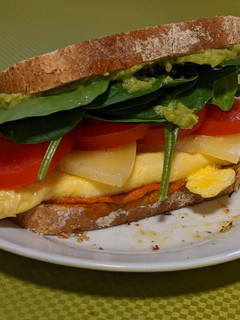 Una foto de Sandwich nutritivo de emergencia