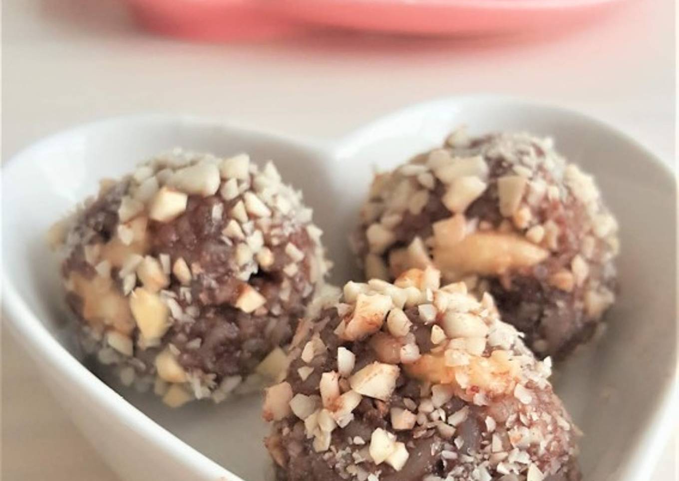 Bombones con cacao y plátano (sin azúcar)