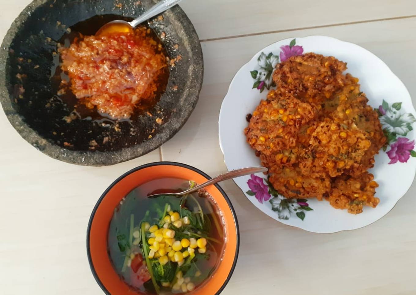 Sair Byam Benning + Birkdel Jajung Aja + Sambal Bawang Chemistry