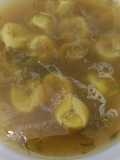 Tortelli ricotta e spinaci in brodo