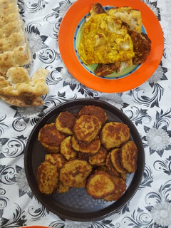 عکسی از دستور کتلت مرغ و گل کلم سرخ شده