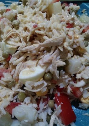 Una foto de Ensalada de pollo