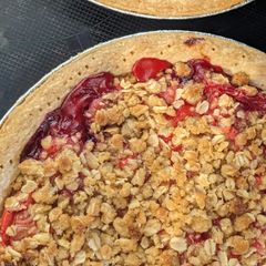A picture of Strawberry-Rhubarb Pie.