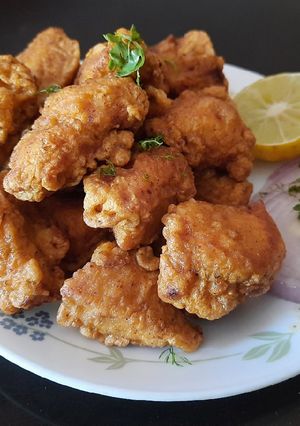 बोनलेस चिकन लाॅलिपाॅप (Boneless Chicken Lollipop Recipe In Marathi) रेसिपी चे मुख्य फोटो 