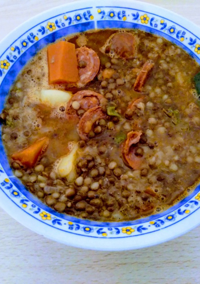 Una foto de Lentejas con chorizo