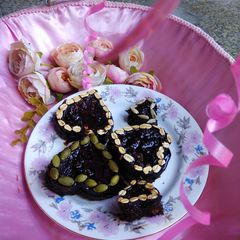 A picture of Chocolate Heart Cakes.