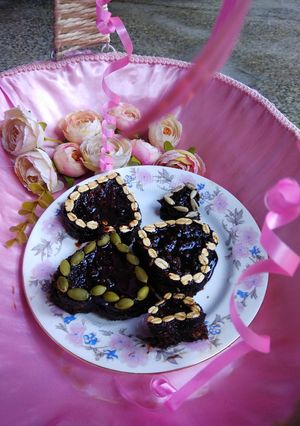 A picture of Chocolate Heart Cakes.