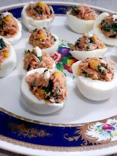 Una foto de Huevo Relleno de Atún Lomito con espinaca y acelga *Scarleth