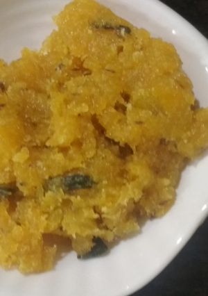 A picture of Pethe ka halwa.