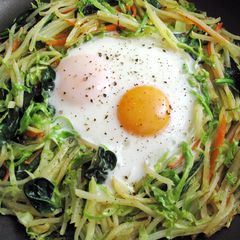 Stir-fried Vegetable Nest & Eggs A picture of Stir-fried Vegetable Nest & Eggs.