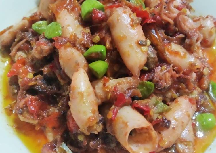 Cara Gampang Menyiapkan Sambal Cumi asin yang Enak