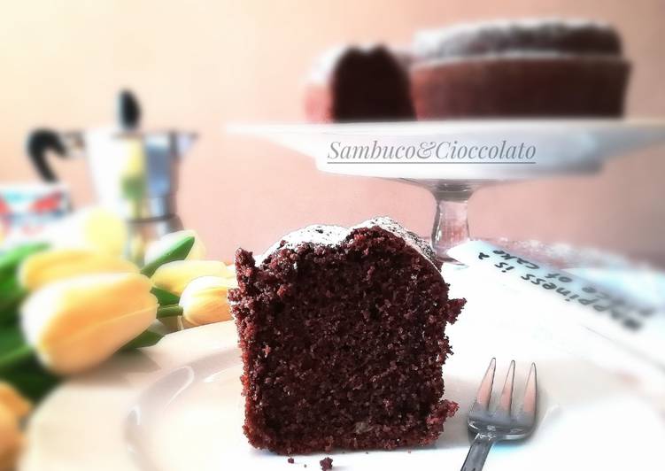 Ciambellone al bicchiere al cacao