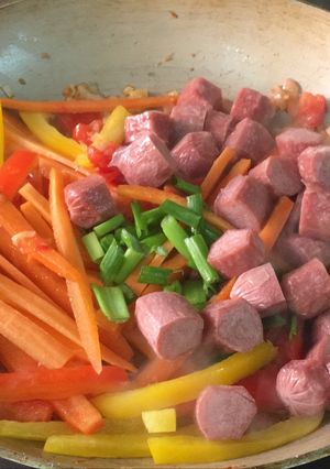 صورة لوصفة مكرونه بالهوت دوغ🌭