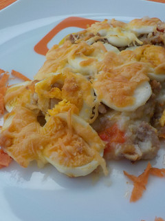 Una foto de Pastel de coliflor, carne y huevos al horno
