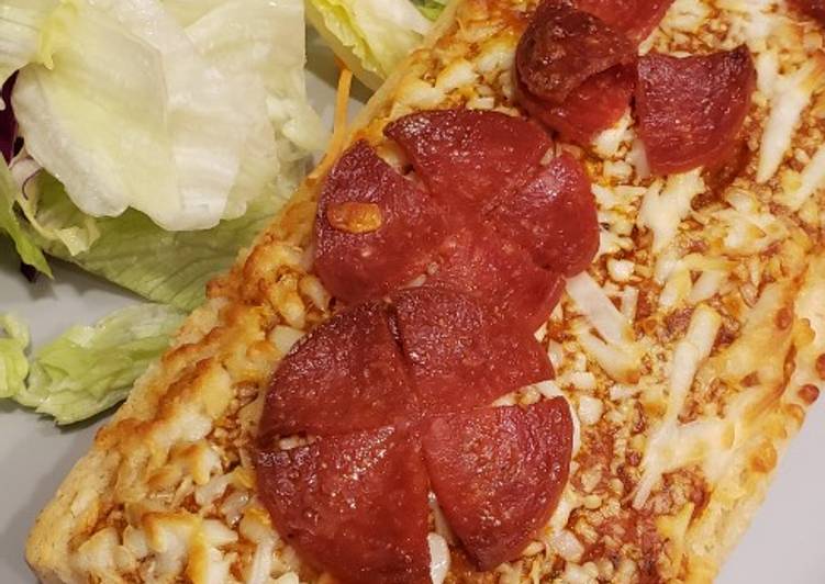 Recipe of Favorite Frozen French Bread Pizza (Air Fryer)