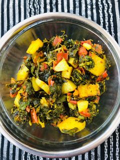 मेथी आलू की सब्ज़ी(Methi aloo ki sabzi recipe in Hindi) रेसिपी मुख्य फोटो