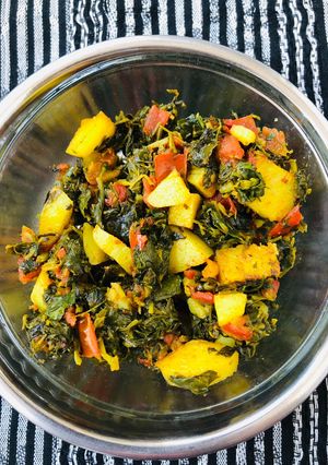 मेथी आलू की सब्ज़ी(Methi aloo ki sabzi recipe in Hindi) रेसिपी मुख्य फोटो