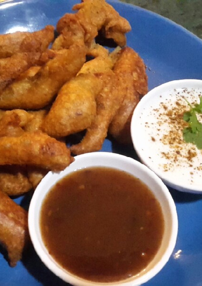 A picture of Aalo ke pakore.