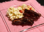 Una foto de costillas a la bbq
