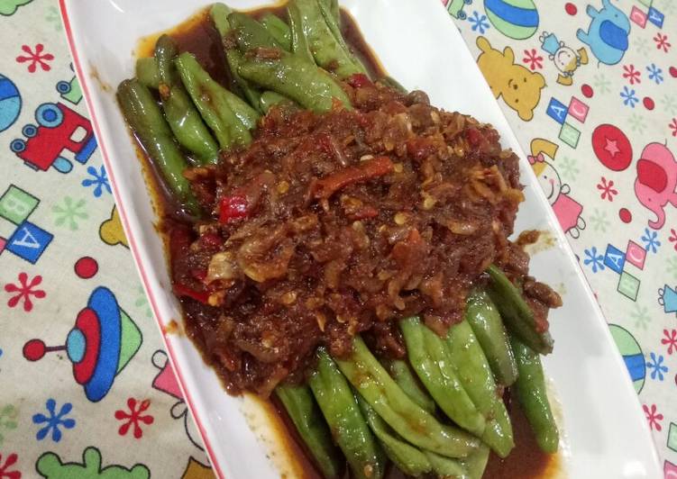 (22) Tumis Buncis Gremut Pedas