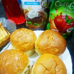A picture of Chicken kabab Burger.